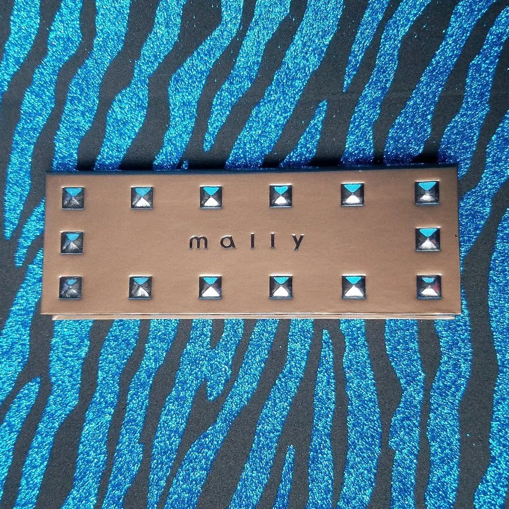Mally Romantic‎ Brown Quad Eyeshadow Pallet